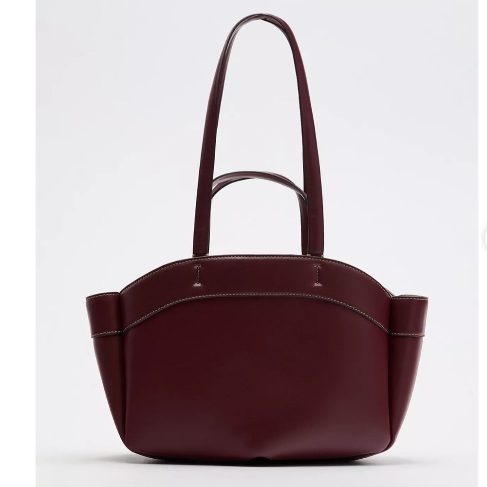 Medium Tote with Pouch